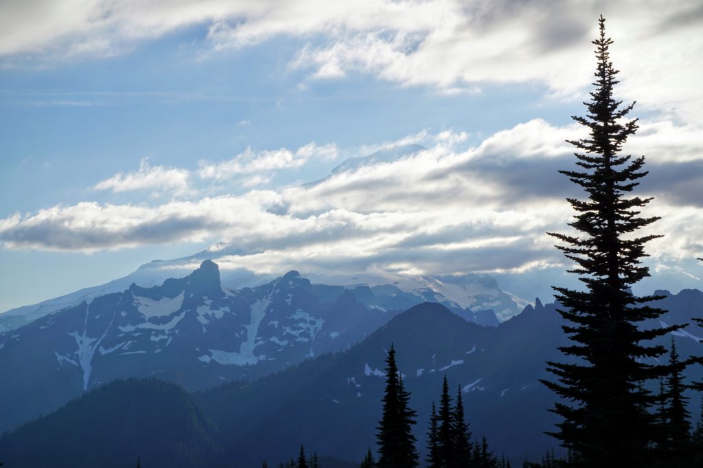 NachesLoop_MtRainier